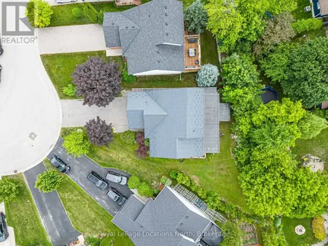 18 River Run Collingwood ON L9Y 5J7