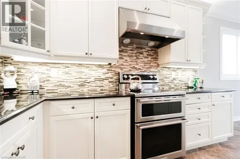 4631 Erwin Road Burlington ON L7M 0L6