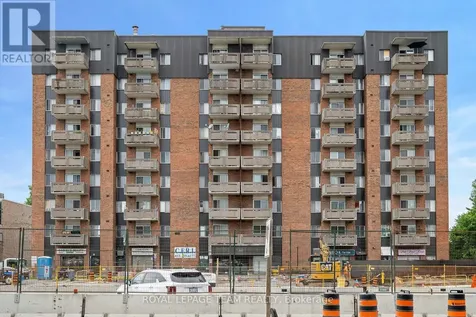 945 Richmond Road Ottawa ON K2B 8B9