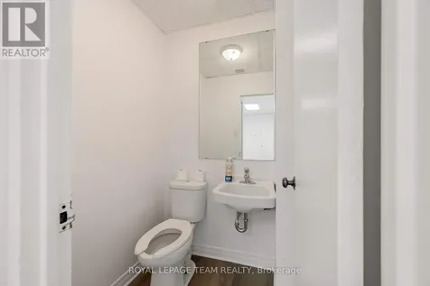 945 Richmond Road Ottawa ON K2B 8B9