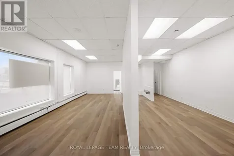 945 Richmond Road Ottawa ON K2B 8B9