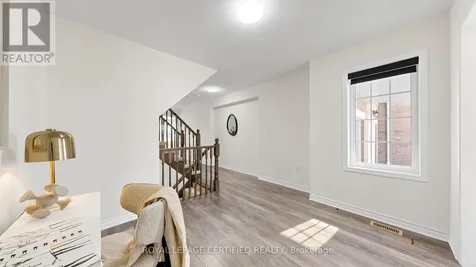 1031 Cameo Street Pickering ON L1X 0G3