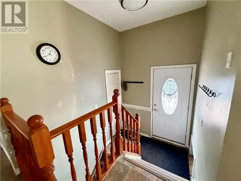 158 Lapointe Street Hanmer ON P3P 1K7