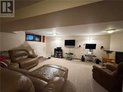 158 Lapointe Street Hanmer ON P3P 1K7
