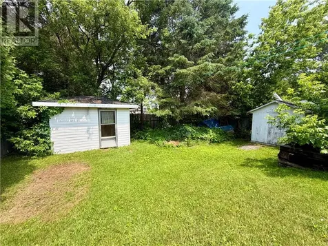 158 Lapointe Street Hanmer ON P3P 1K7