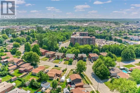 2018 Scarlett Road Sudbury ON P3B 2A4