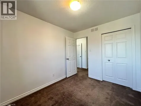 46 Renfrew Street Kitchener ON N2R 0G5