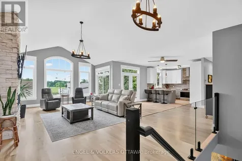 100 Lake Trail Road Ottawa ON K4P 2G2