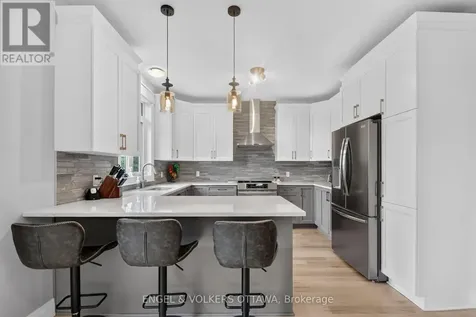 100 Lake Trail Road Ottawa ON K4P 2G2