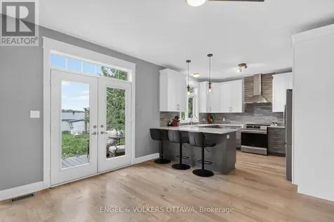 100 Lake Trail Road Ottawa ON K4P 2G2