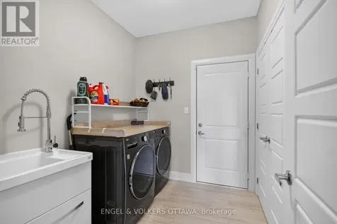 100 Lake Trail Road Ottawa ON K4P 2G2