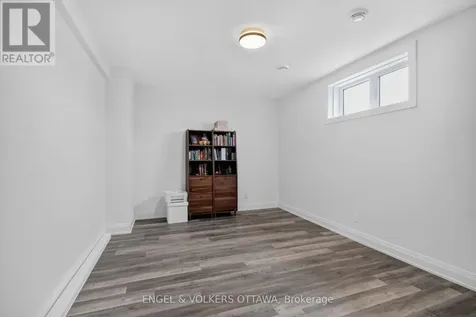 100 Lake Trail Road Ottawa ON K4P 2G2