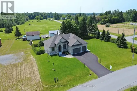 100 Lake Trail Road Ottawa ON K4P 2G2