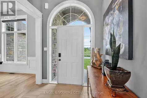 100 Lake Trail Road Ottawa ON K4P 2G2