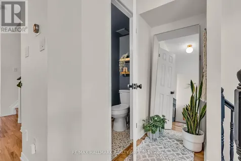 10 Hintonburg Place Ottawa ON K1Y 4W6