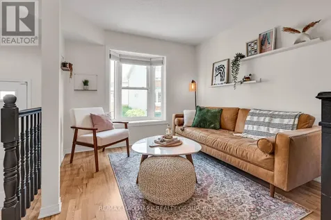 10 Hintonburg Place Ottawa ON K1Y 4W6
