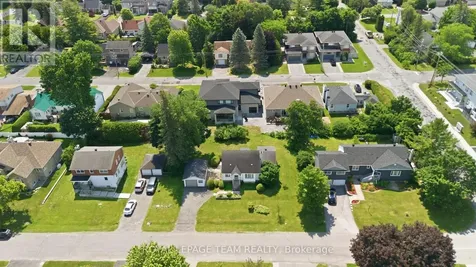 84 Rita Avenue Ottawa ON K2G 2H1