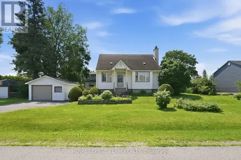 84 Rita Avenue Ottawa ON K2G 2H1