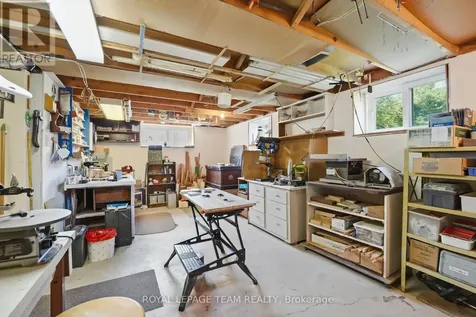 84 Rita Avenue Ottawa ON K2G 2H1
