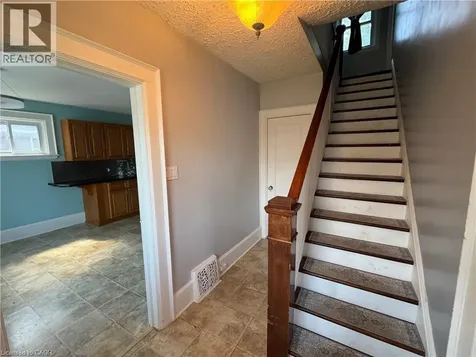 688 Colborne Street Brantford ON N3S 3R1