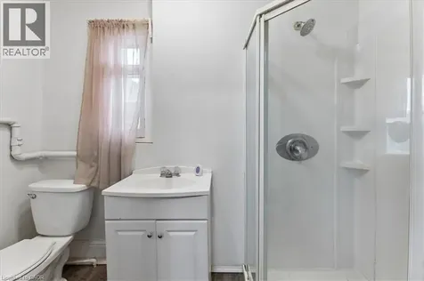 74 Erie Avenue Brantford ON N3S 2E9