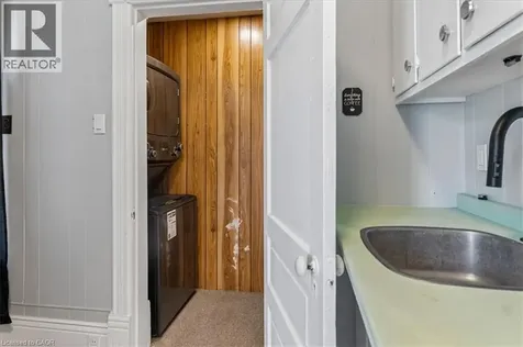 74 Erie Avenue Brantford ON N3S 2E9