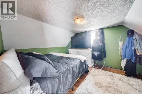 31 Forhan Street Wallaceburg ON N8A 3S4