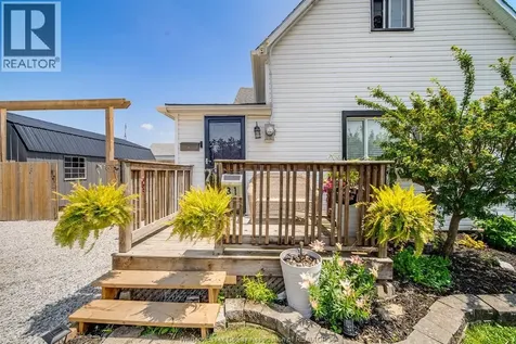 31 Forhan Street Wallaceburg ON N8A 3S4