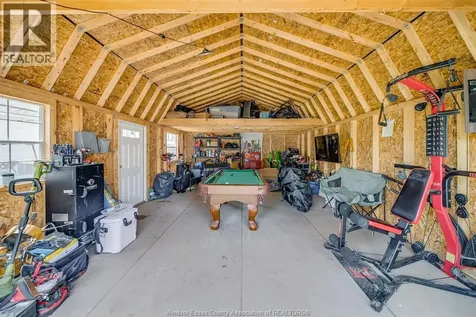 31 Forhan Street Wallaceburg ON N8A 3S4
