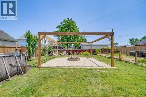31 Forhan Street Wallaceburg ON N8A 3S4