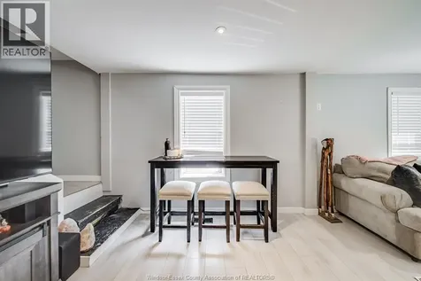 31 Forhan Street Wallaceburg ON N8A 3S4