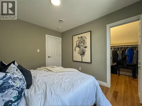 1720 Marentette Avenue Windsor ON N8X 4E6