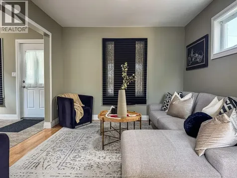 1720 Marentette Avenue Windsor ON N8X 4E6