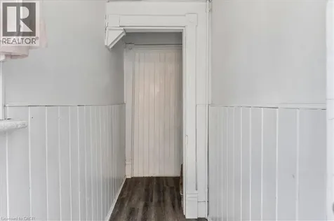 74 Erie Avenue Brantford ON N3S 2E9