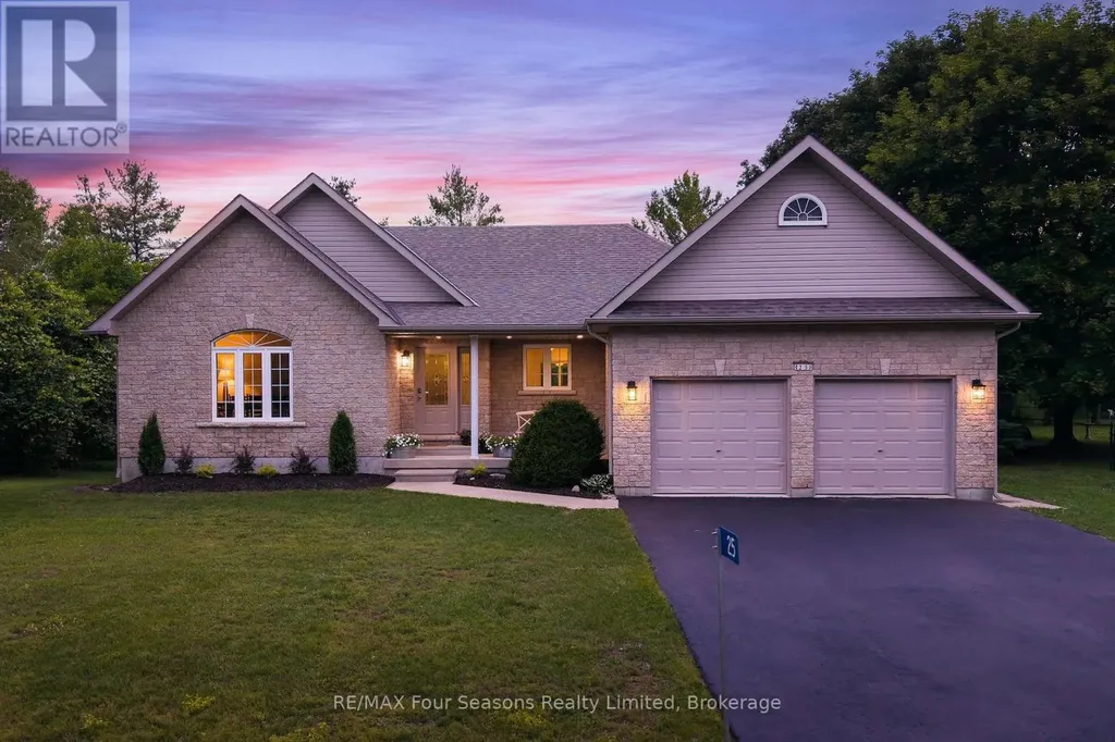 25 Kelley Crescent Wasaga Beach ON L9Z 1J3