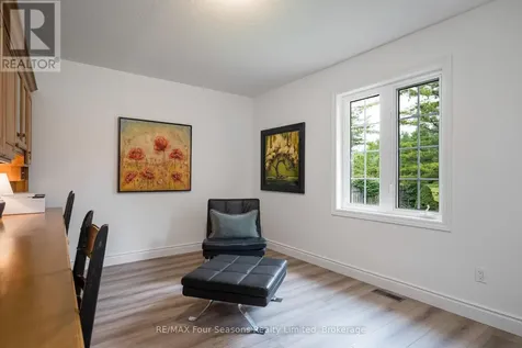 25 Kelley Crescent Wasaga Beach ON L9Z 1J3