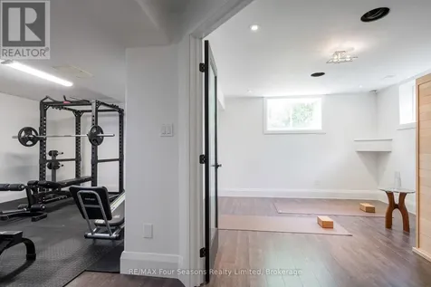 25 Kelley Crescent Wasaga Beach ON L9Z 1J3