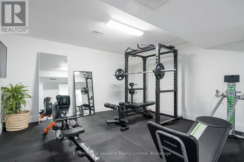 25 Kelley Crescent Wasaga Beach ON L9Z 1J3