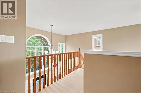 207 Valridge Drive Ancaster ON L9G 4Y4