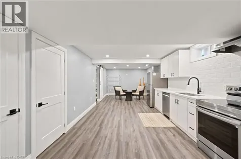 207 Valridge Drive Ancaster ON L9G 4Y4