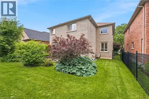 207 Valridge Drive Ancaster ON L9G 4Y4