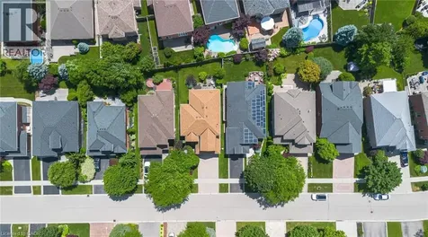 207 Valridge Drive Ancaster ON L9G 4Y4