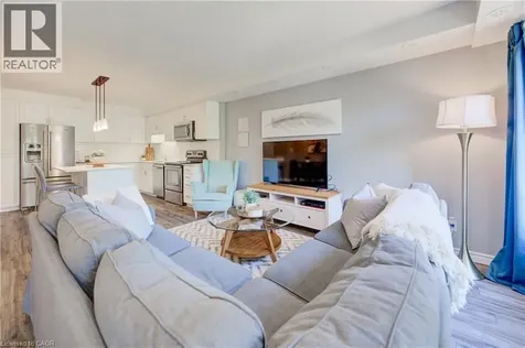 42 West Acres Crescent Kitchener ON N2N 3G8
