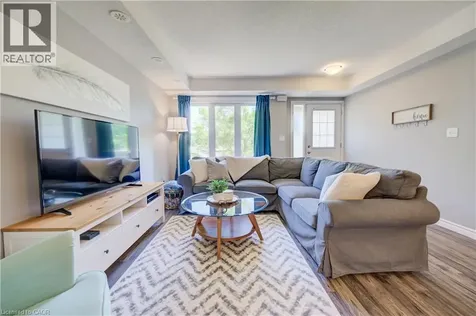 42 West Acres Crescent Kitchener ON N2N 3G8