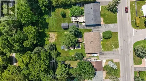 110 Glamorgan Drive Ottawa ON K2L 1R4