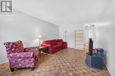 110 Glamorgan Drive Ottawa ON K2L 1R4