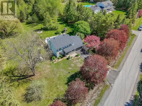 103 Topol Lane Ottawa ON K0A 1L0
