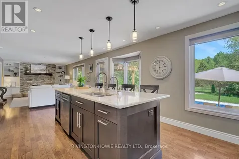 103 Topol Lane Ottawa ON K0A 1L0
