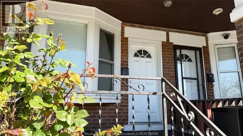 1424 Wyandotte Street West Windsor ON N9B 1H4