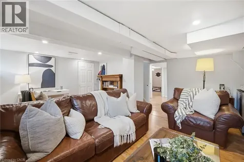 47 Brucedale Avenue East Hamilton ON L9A 1N1